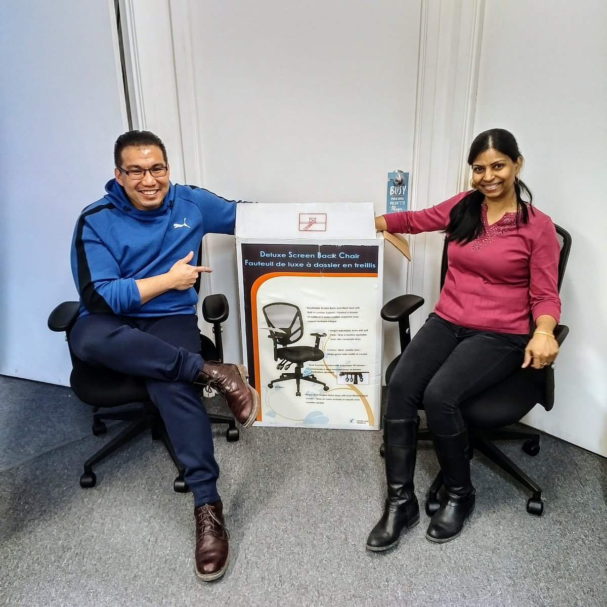 LourozMercader's tweet photo. No need for instructions. Nira and I are experts at assembling our new deluxe screen back #officechairs. #Conquer2017 https://t.co/YBmeLltbQe