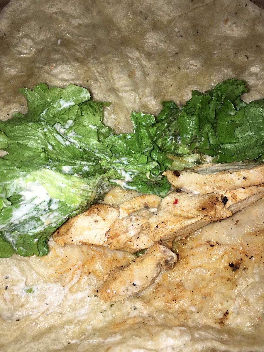StirlingCarly's tweet photo. Lucky I checked my vegan "mushroom wrap no mayo no halloumi" as it turned out to be a chicken wrap! Thanks a lot @NandosUK in whiteley ! 😡 https://t.co/cQyEz55h8r