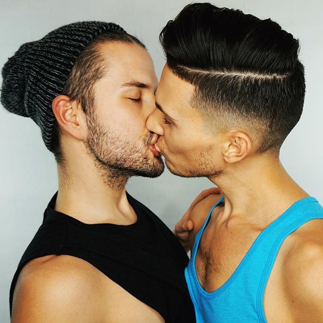 GaysStatus's tweet image. 🌈