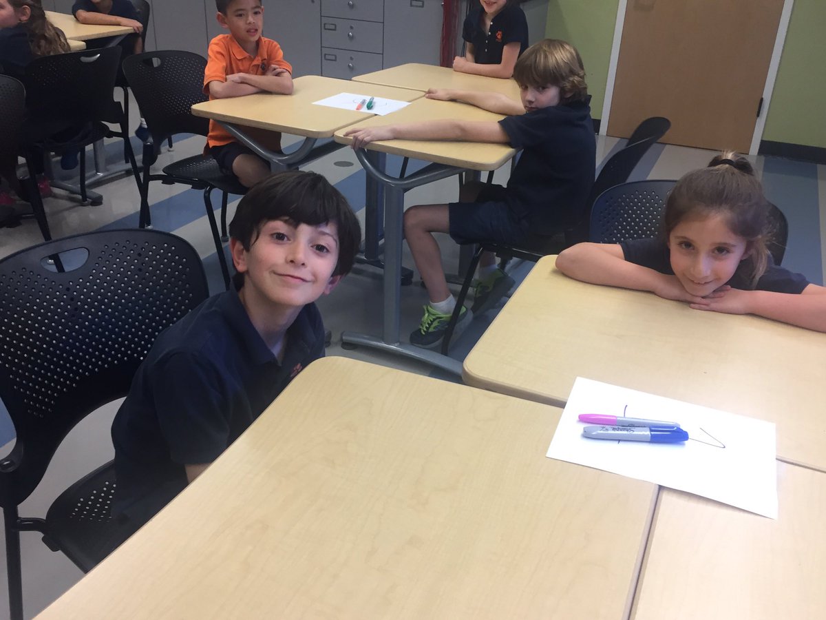 mrs_siegel_poly's tweet photo. Look at us in the science lab! #polyconnects https://t.co/8v5chTD27z