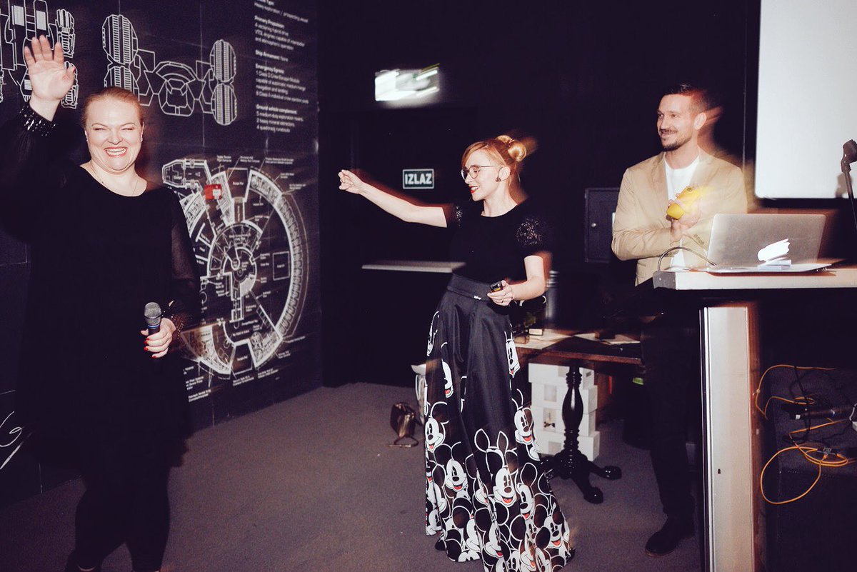 Čagali u kinu na #DisneyDay, čagat ćemo u <a href="/spaladium/">Spaladium Arena</a> na <a href="/porinhr/">Porin</a>! 💃🏼💪🏻 🔜 #schulevukusche