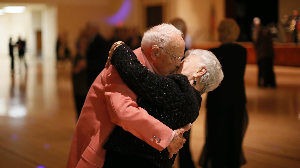 tamaraparisio's tweet photo. Every successful relationship is successful for the same exact reasons https://t.co/eyom49psJu via @qz https://t.co/ii45afmhQn