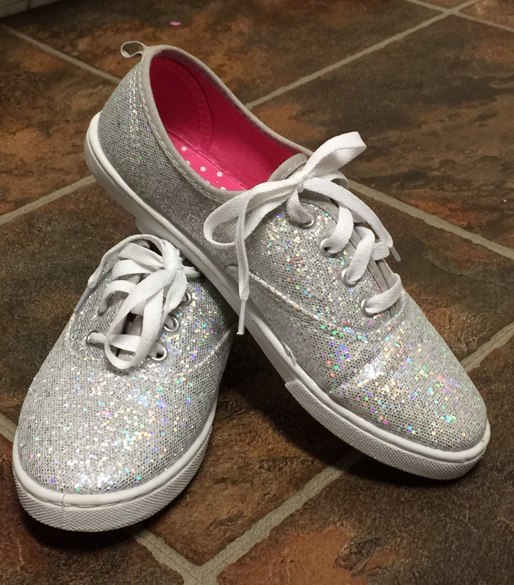 Instead of just wearing my bling, I'll be walking in it. The elves are jealous!