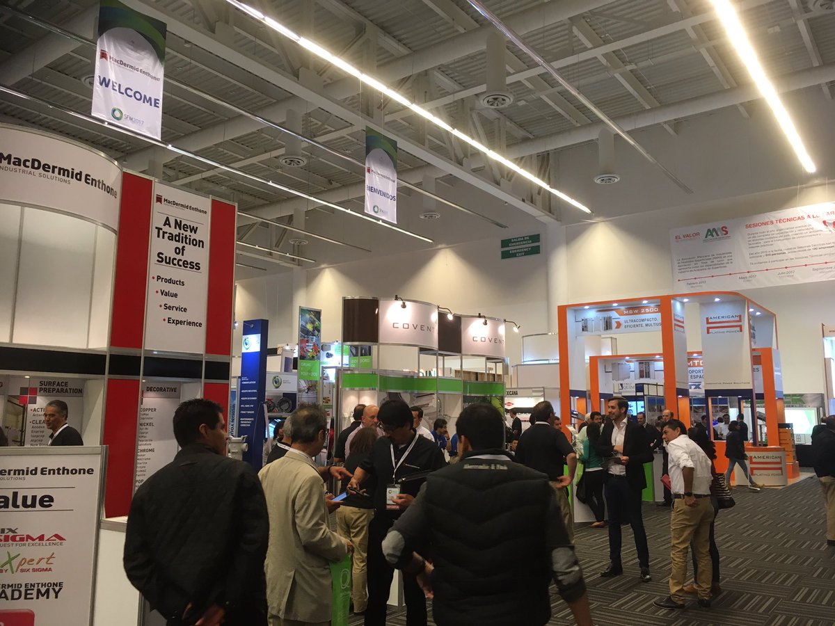 cluster_autoqro's tweet photo. Estamos en #SFM2017 evento único en México para el desarrollo de la industria de acabados superficiales felicidades @AMAS_MX @RenatoVillase https://t.co/OO4xK8Gx27