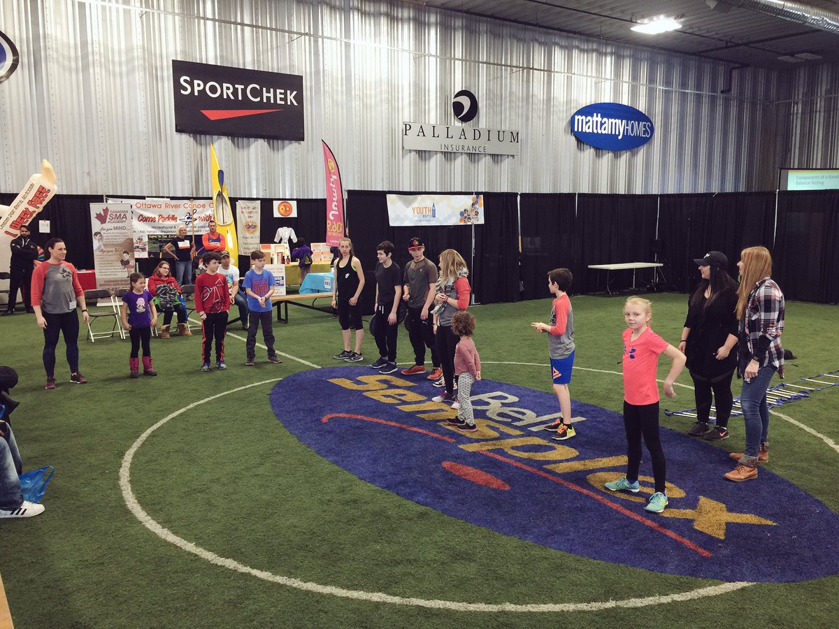 CFCKids_Teens's tweet photo. @CFCKids_Teens had a great time educating kids about #Crossfit &amp; its benefits at the @YouthSportExpo this past weekend! #cfckids https://t.co/Rk97yUIbo7