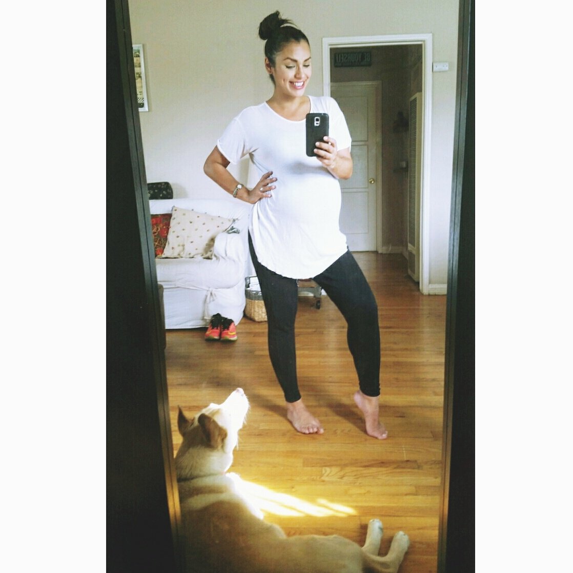 LANellyCastillo's tweet image. Quoting my #jindodog &quot;Why is my human so round recently?&quot;🐶 hope she loves her human baby sister as much as I love her 👯🐩 #babies &amp;amp; #dogs 💞