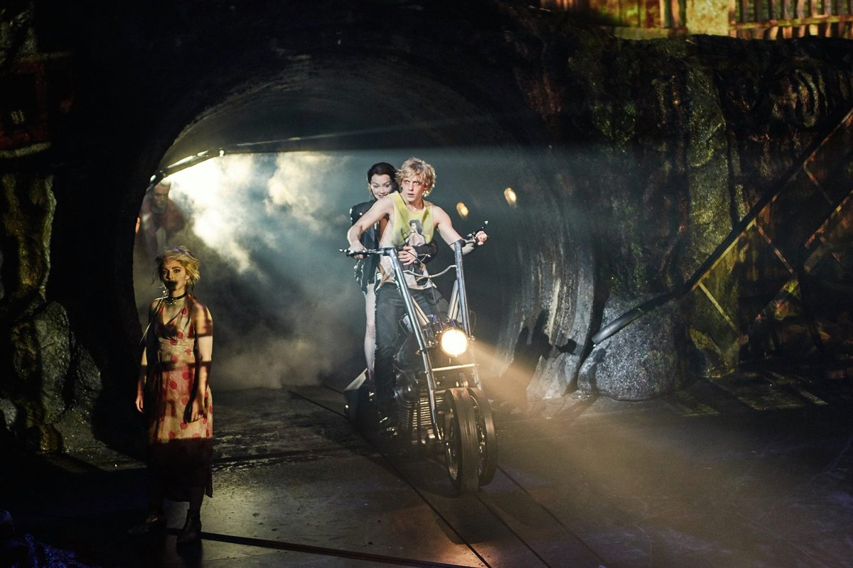 #REVIEW - <a href="/BatTheMusical/">Bat Out Of Hell</a> at <a href="/PalaceAndOpera/">Palace & Opera Mcr</a> "changed the way musicals are staged forever" bit.ly/2nqze4T ★★★★★ <a href="/LondonColiseum/">London Coliseum</a>