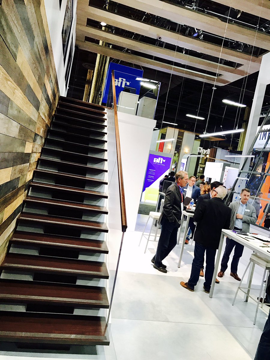 CoreDesigner's tweet photo. Freeman took their #exhibit to a whole new level...literally. Check it out #Exhibitor #ExhibitorLIVE #FreemanCo #FreemanXP #StairwaytoHeaven https://t.co/bKtqitPydi
