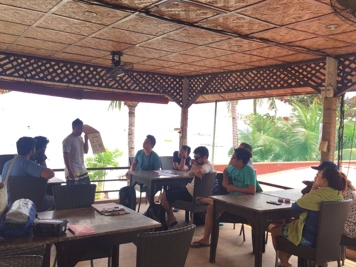 RubyConfPH's tweet image. New recruits for @underwaterruby! Discovery Scuba Diving at #RubyConfPH 👌🏼👌🏼👌🏼