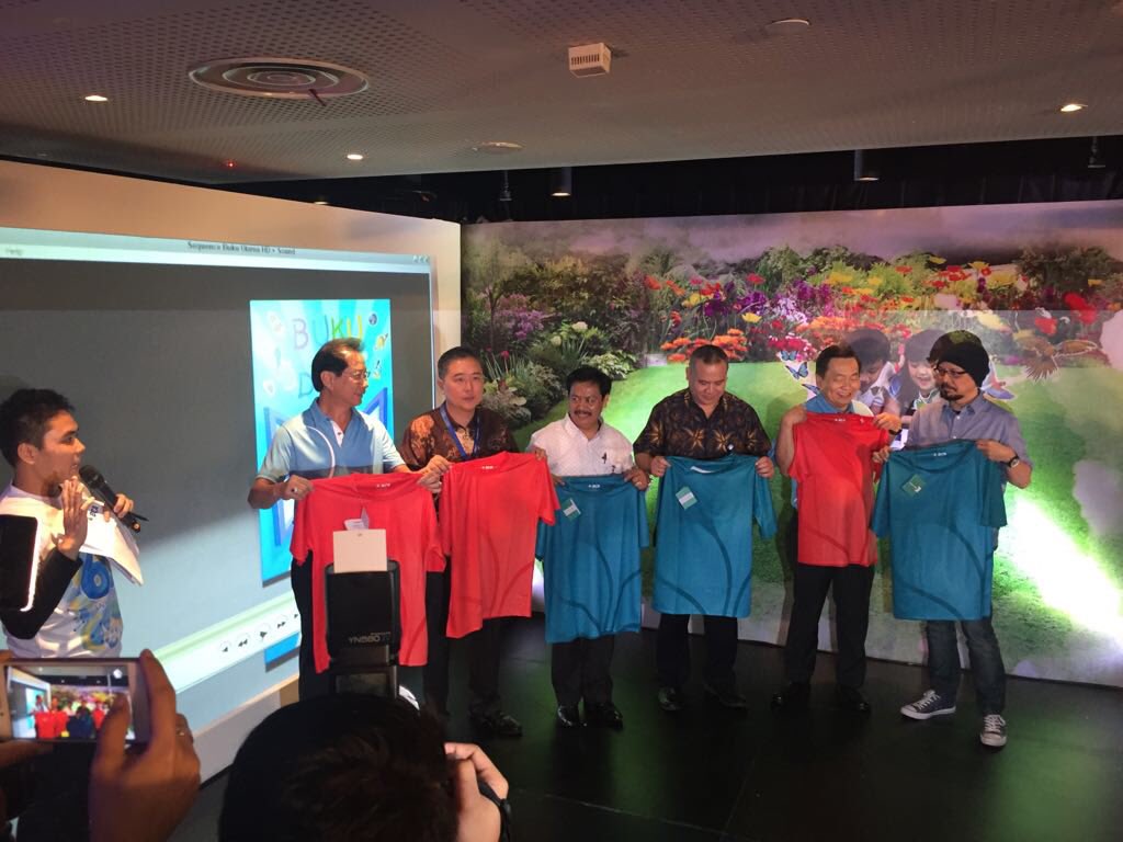 Kuzz00's tweet image. Bangga jadi partner BCA utk peluncuran #bukuuntukindonesia #BelajarLebihBaik @bliblidotcom Ayo support Indonesia