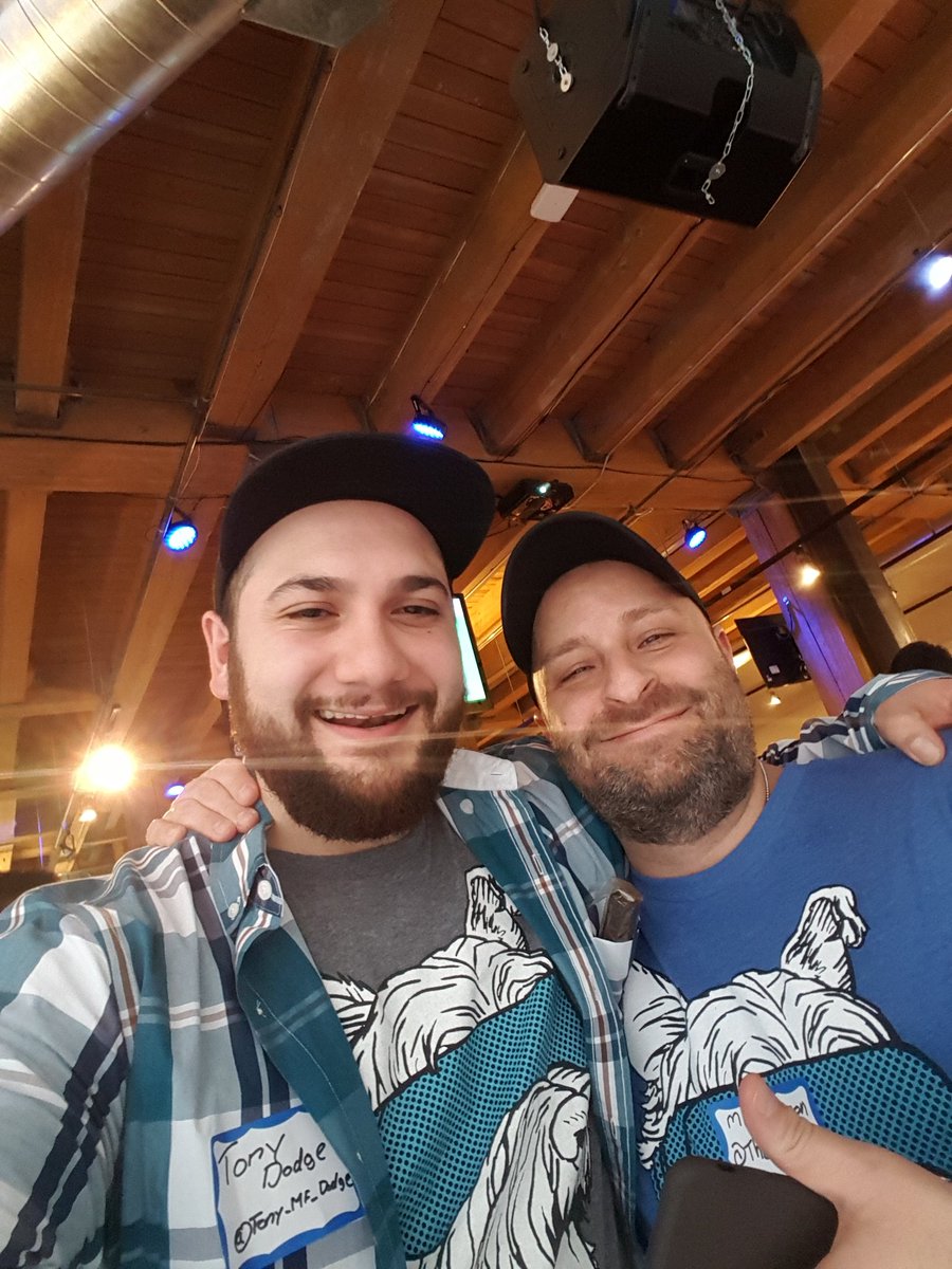 dogheadsims's tweet photo. Hanging out @NewTechNW #networking and getting stuff done! Is a #VR fueled night here make sure you come check out @TheVRCEO and his talk! https://t.co/Od0GhmaEsf