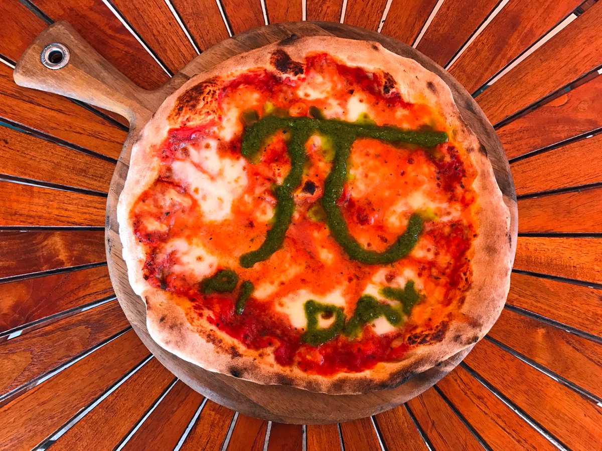 solaresandiego's tweet image. #PiDay #piday2017 We are cooking awesome pizza pies at Solare to help celebrate!!  @AccursioChef @Liberty_Station @DiningOutSD Rock On!