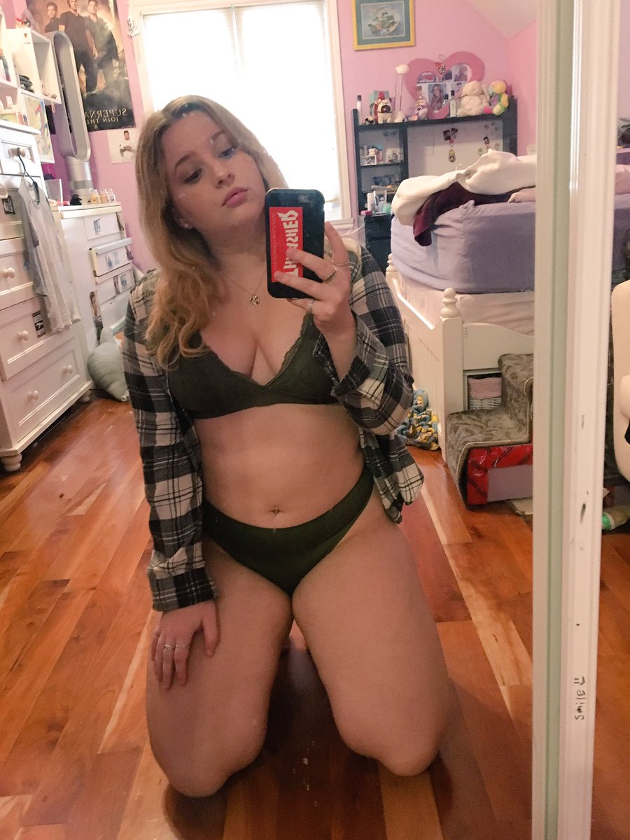 Jaclynnonator tweet picture