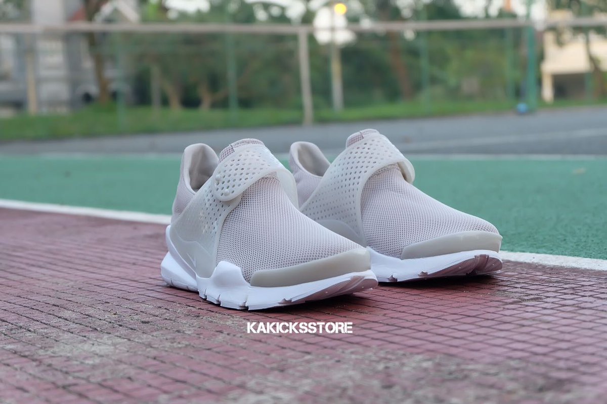 KAKICKSSTORE tweet media