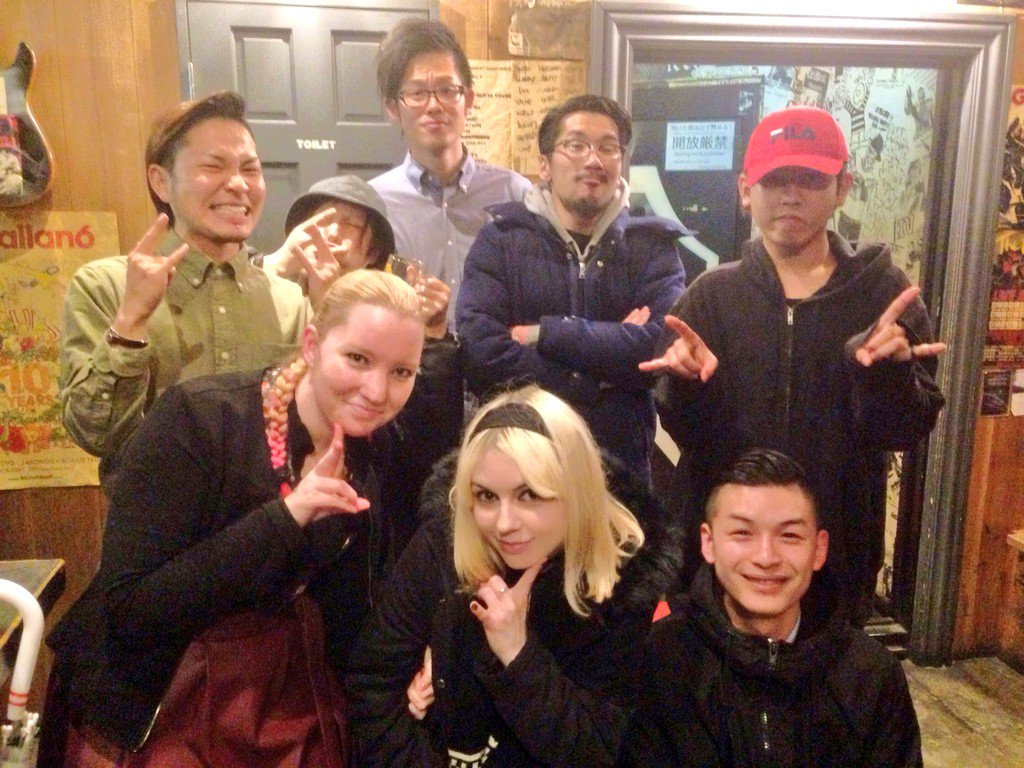 XtreMusiXJP's tweet photo. 1年ぶりのインタビュー！新宿ANTIKNOCKでGOODBYE TO THE HEROのインタビューが出来た！メンバーありがとうございます！(๑◕∀◕๑)♫

@XtreMusiXJP @GBtothehero https://t.co/N0ymBicwPW