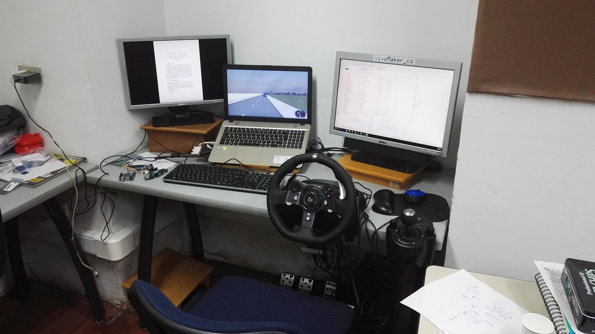 fabianlasso1342's tweet photo. Uno empieza a motivarse cuando por fin se le ve forma a la tesis. #simuladorvehicular #openDs #jMonkey https://t.co/DzHICfqwaK