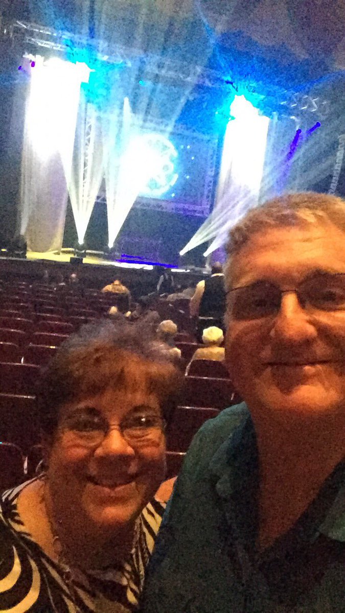 LibertyDad's tweet photo. #AltonBrownLive love your show! https://t.co/USXL3sTI1t