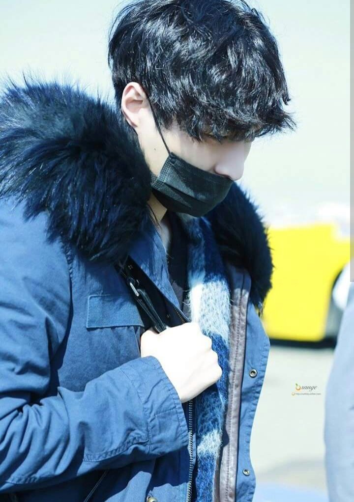 NabiProj's tweet photo. Lay Yixing is departing from Shanghai to Japan , safe travels! https://t.co/qFexOPttDB