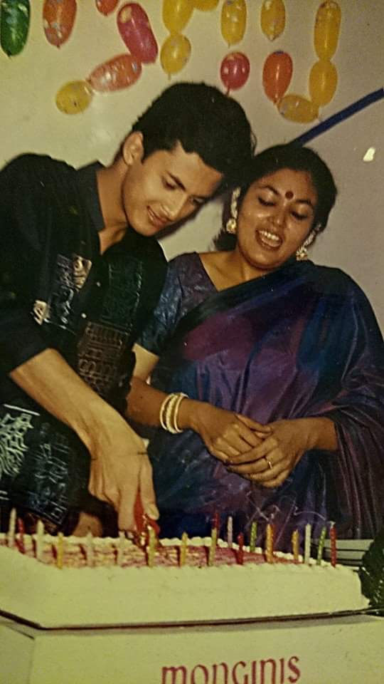 Happy birthday dada.. Khub valo theko tmra sbi love u dada.. <a href="/Jisshusengupta/">Jisshu U Sengupta</a>