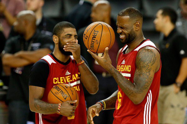 I want a teammate bond like this💪🏽😈