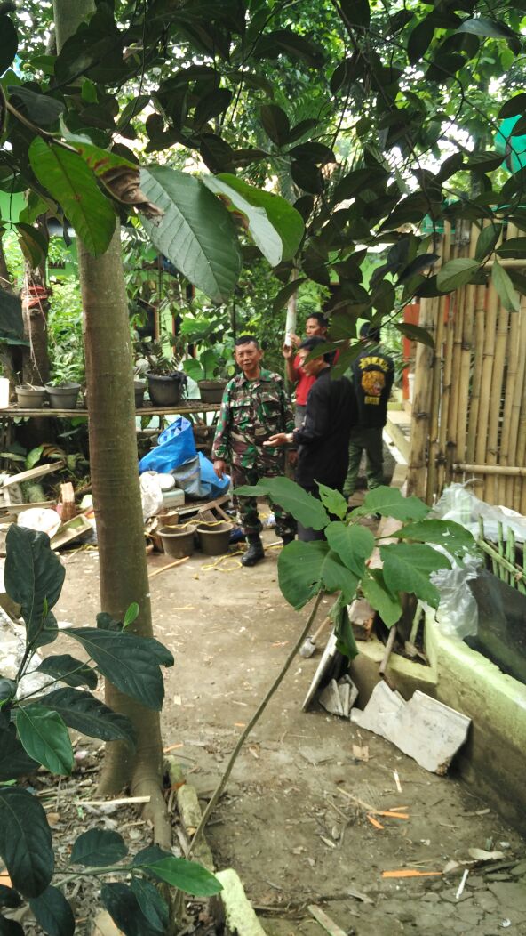 rancasari_OK's tweet photo. Pembongkaran bangunan utk normalisasi S.Cidurian @ridwankamil @OdedMD @yossiirianto https://t.co/xTMjvwsMbK