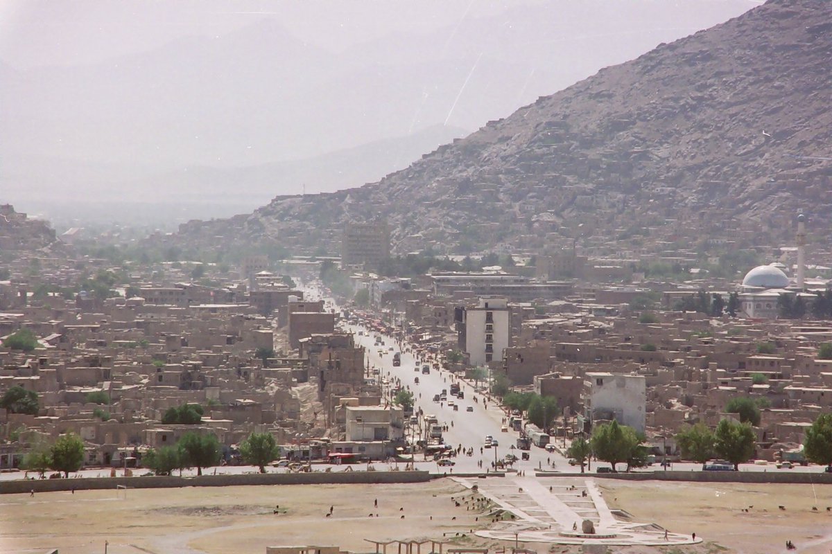 DominicMedley's tweet photo. Another view of mine 15 years ago. One photograph a day for all of March. Hope I have something nice for Naw Roz. #Kabul2002 #Afghanistan 🇦🇫 https://t.co/yf9ht0yeQD