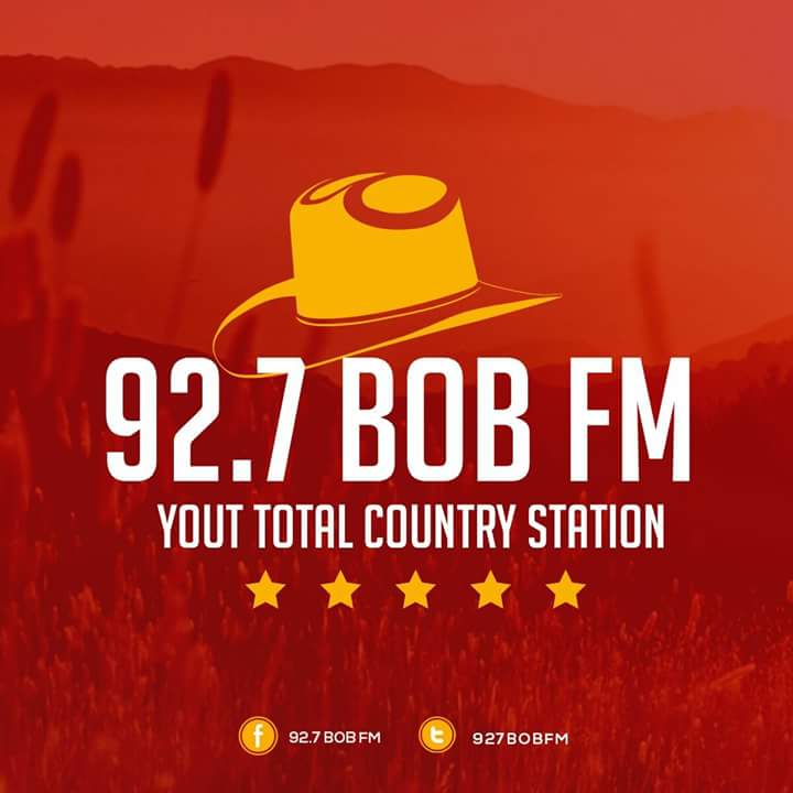 Levy45306406's tweet photo. We are love on #TheCountryBreakfastShow on 92.7 Bob Fm #LevyAllenChicago https://t.co/xohkeKGhn3 https://t.co/cMvu40Kyye