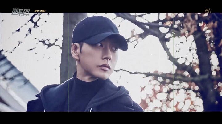 C67s_TDWoAEdJ2z.jpg:large