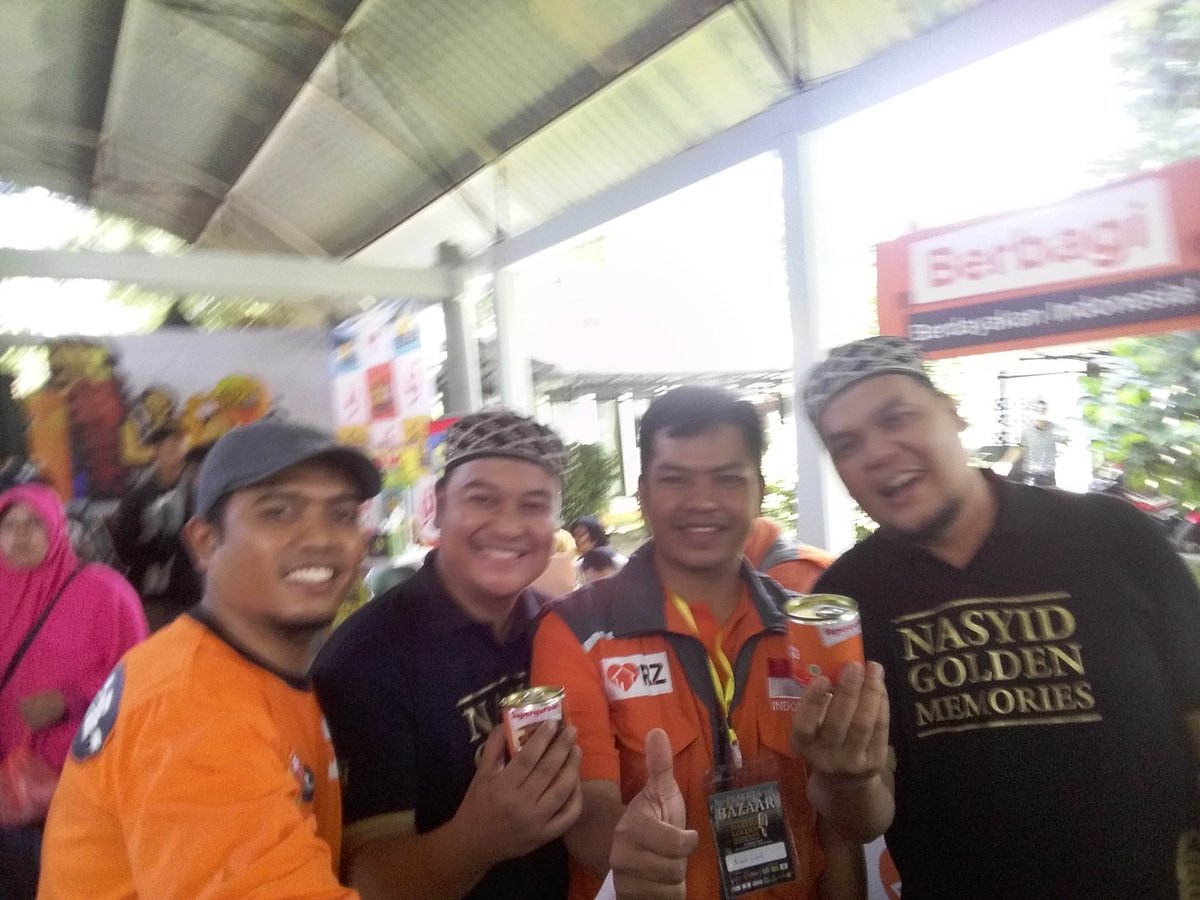 RZ_Cimahi's tweet photo. Nasyid the fikr dukung penuh kampaye zakat &amp; daging qurban yg direndangkan @rumahzakat
#rumahzakat
#Sharinghappiness https://t.co/3wf9jqkG9K