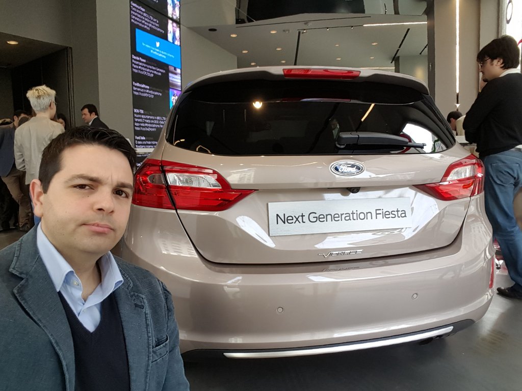 LucaTalotta's tweet photo. Allo spazio @BOU_TEK siamo già in clima da Next Generation Fiesta #fordsocialhome #forddesign #boutek https://t.co/vKCqIJLJRU