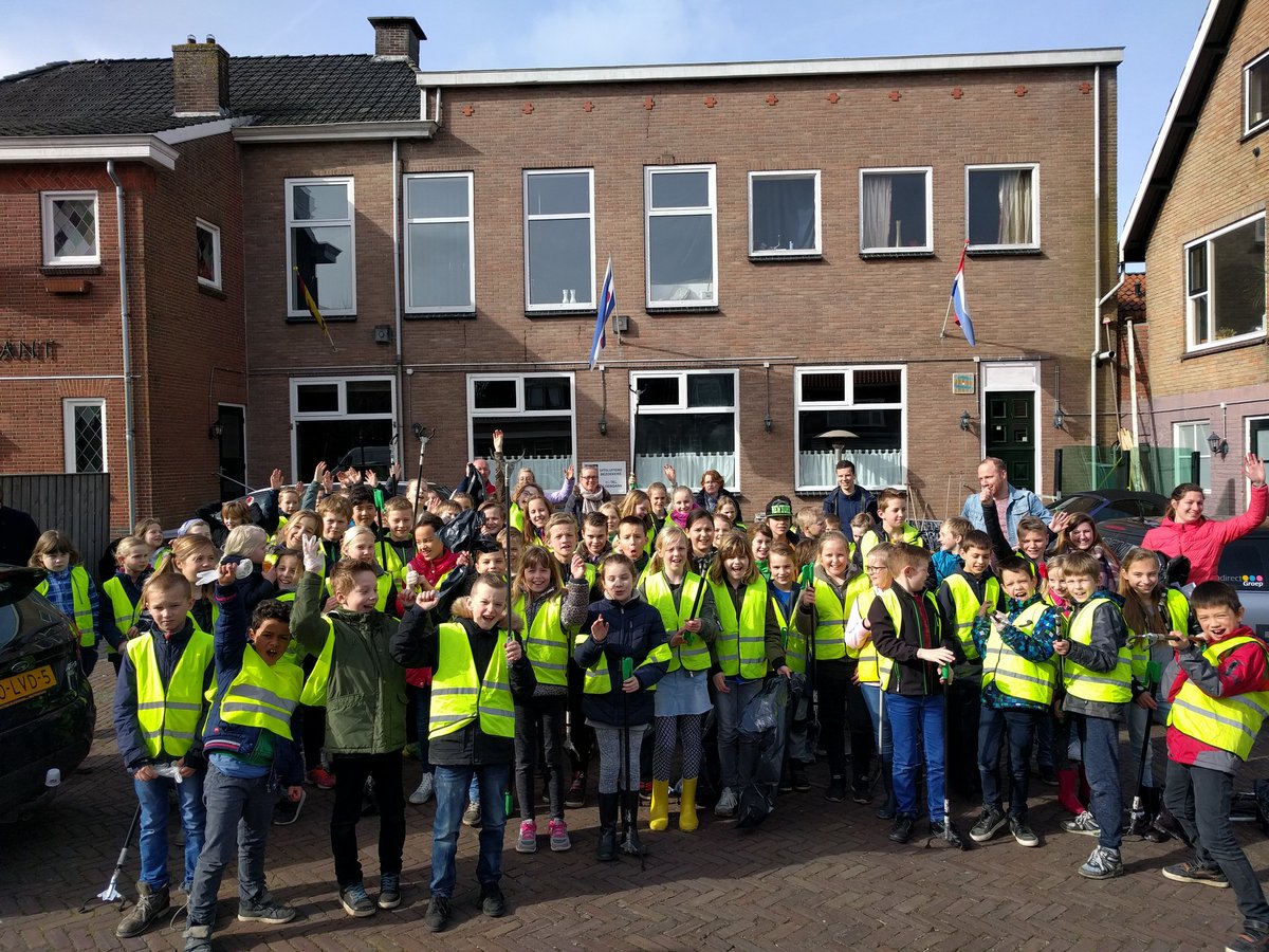 Ook de groepen 5 t/m 8 van CBS De Finne gaan los! Samen met OBS De Boarne maken ze Oldeboorn schoon. #Himmelwike2017