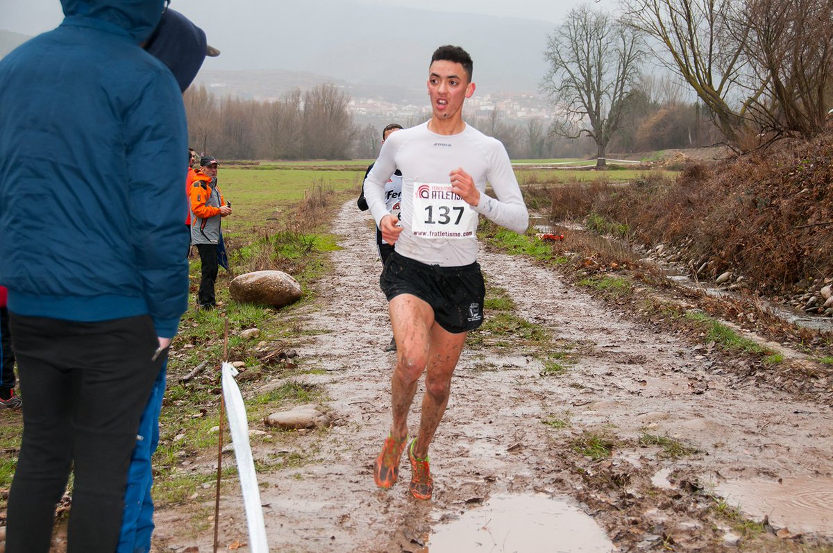 Enhorabuena a <a href="/OssamaIfraj/">Ossama ifraj</a> por el reconocimiento al mejor joven promesa de atletismo, en la Gala del Deporte Riojano <a href="/riojadeporte/">La Rioja Deporte</a>