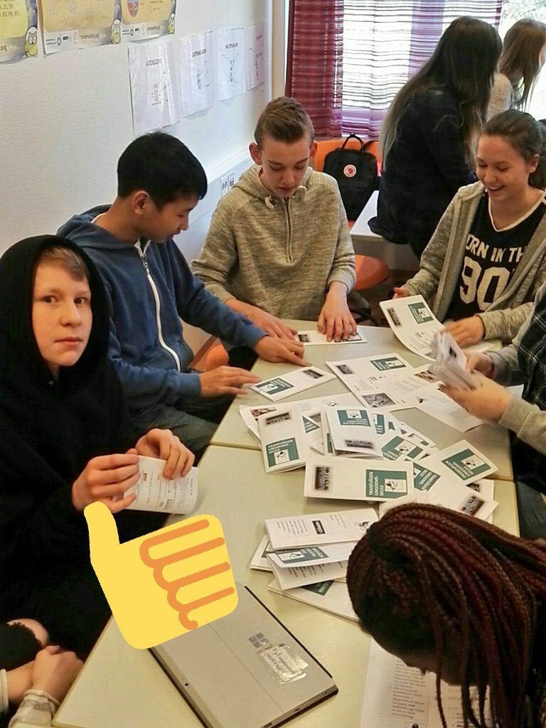 tranekvitring's tweet photo. Bretting av brosjyrer til Energimessen #energimessen2017 https://t.co/etmvRuqStK
