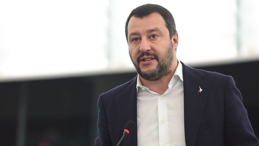 Europarl_ET's tweet photo. "Oleme kursis Erdogani sõnadega. Kui meil on alles veel pisutki väärikust, tuleb peatada maksed Türgi režiimile," Matteo Salvini (ENF) #EL60 https://t.co/WdUMfhqwlP