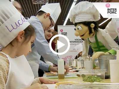 ChefPepo's tweet photo. ¡Descárgate nuestras recetas y aprende a comer sano con los más pequeños de la casa! #cocinaSano #cocinaconPepo
https://t.co/s75QWoqyPR https://t.co/HKz9HyXP4i