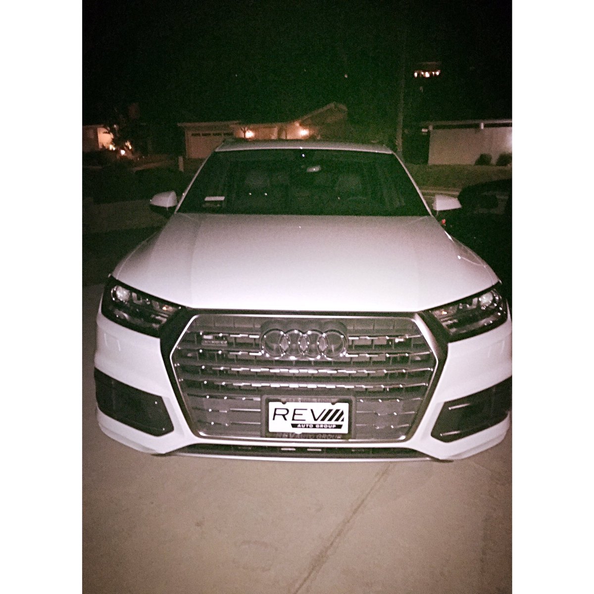 RevAutoGroup's tweet photo. Beautiful Audi Q7 delivered to Granada Hills!
‼️Audi Q7 $599‼️
⛔️Deal ends soon⛔️
📲Give us a call at 📱
1(818)696-1000
#RevAutoGroup https://t.co/uYa7wXy4GA