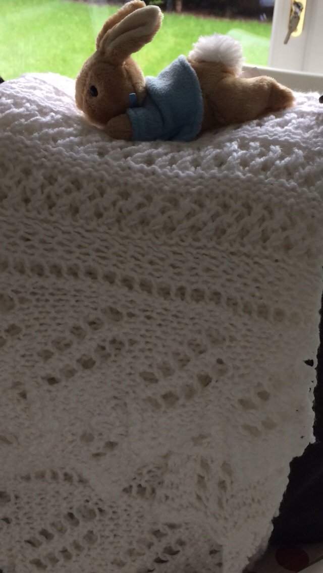wontstand4it's tweet photo. #30yearson #stillsoftandwhite #Knittingcraft #agift https://t.co/ZC95s3mLk0