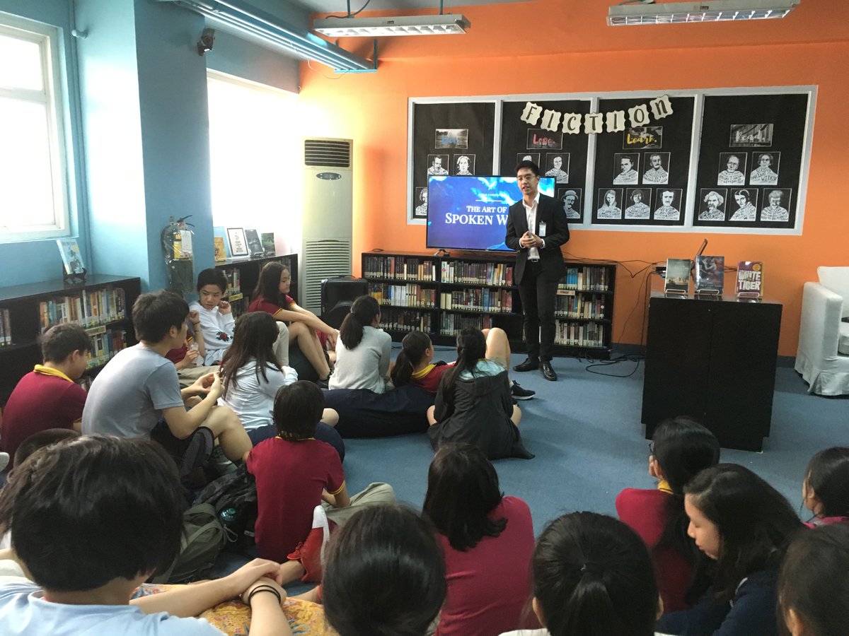 zencmartinez's tweet photo. Thanks to @marlocabrerapoetry as our guest in the CISM Poetry Workshop on 14 March 2017. This was organized by the ELA and @CISMLibraries https://t.co/9qt2d3ysDu