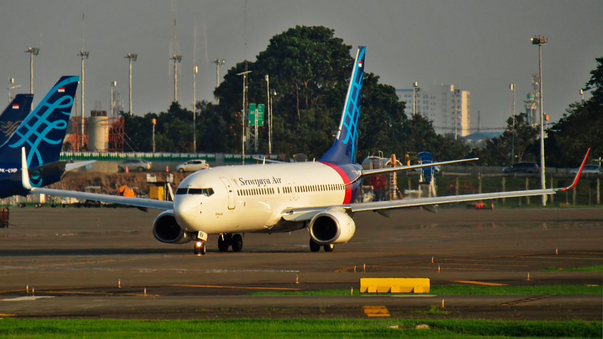 SriwijayaAir's tweet photo. Perluas Konektivitas, #SriwijayaAir Buka Rute Baru Dari #Lampung Ke #Yogyakarta &amp; #Surabaya. Selengkapnya : https://t.co/XMj89FYgK1 https://t.co/HzVroBvXrd