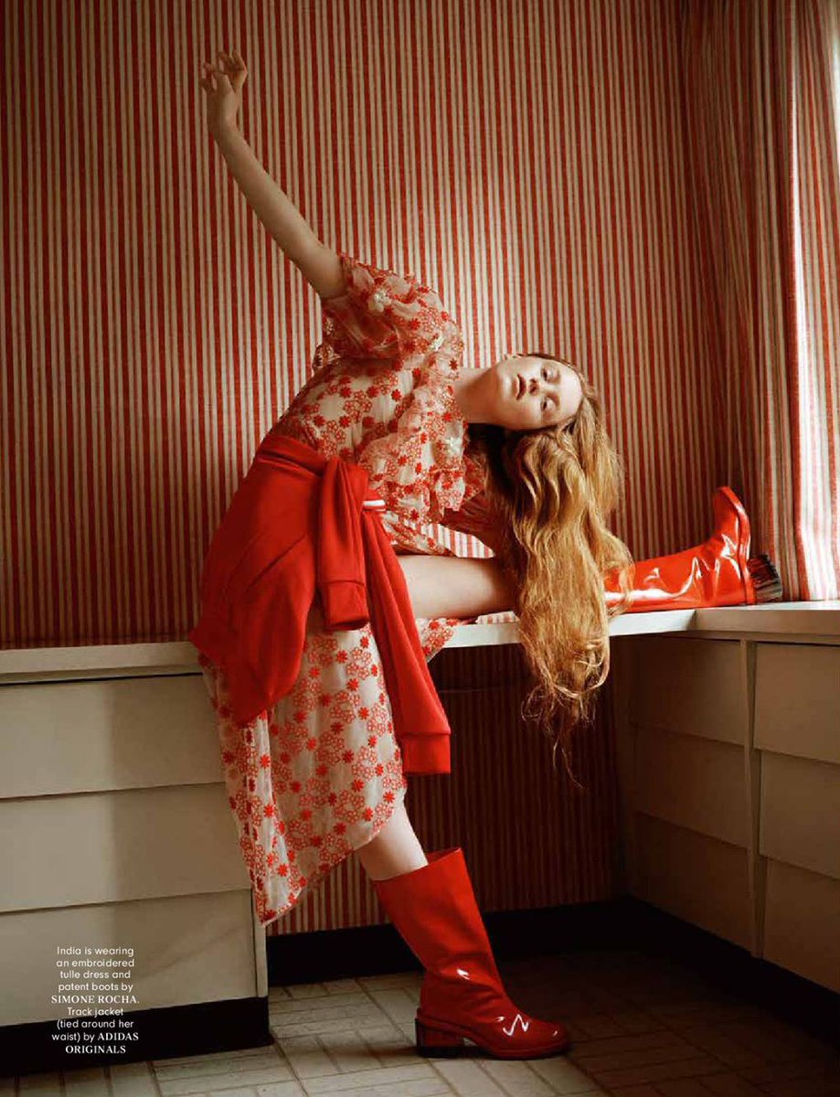 paper_muse's tweet photo. #AnOtherMagazine 봄.여름호/ https://t.co/AnWHpYbVju: VIRTUOUS REALITY #IndiaSalvorMenuez, Photo #BenToms, Styling #RobbieSpencer #simonerocha https://t.co/UfCOw0wAVA