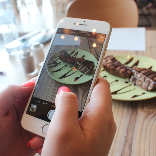 beuniqueuae's tweet image. We’ll schedule a million meetings if all of them ended with this! Thanks to our client for this sweet treat!

#BeUniqueGroup #ClientInFocus