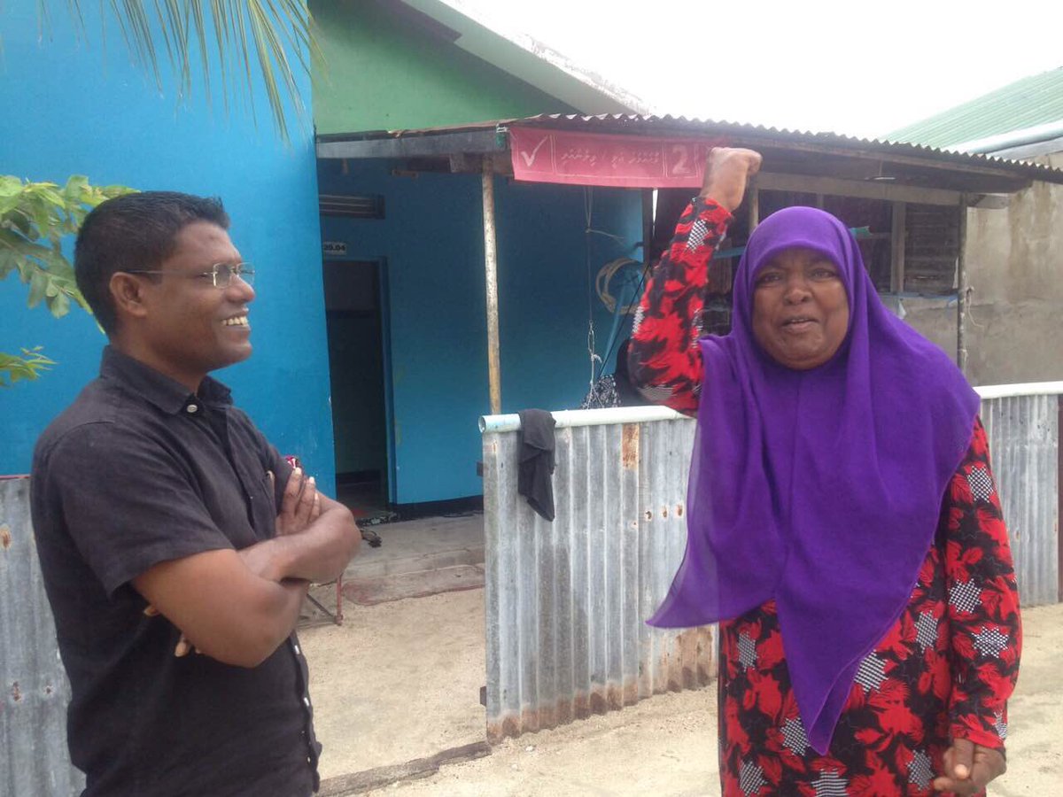 AamirE08's tweet photo. Miadhu Hendhunu #D2D jahaalanii @HassantayMDP 
#dhuvaafaru⚖✔
#VoteFor01
#VoteforAmir
#Laamarukazeeraajje https://t.co/mttaaU8ZIh