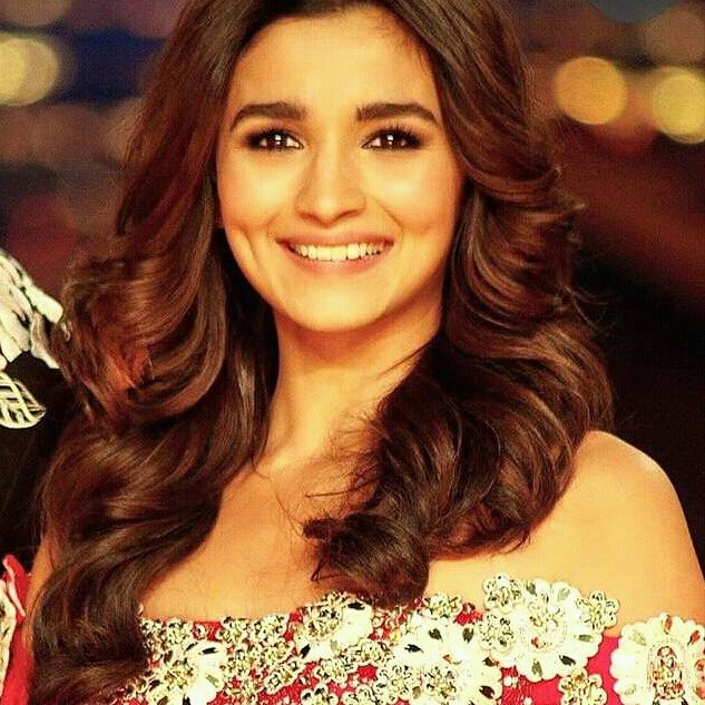 Happy birthday new generation superstar alia Bhatt 