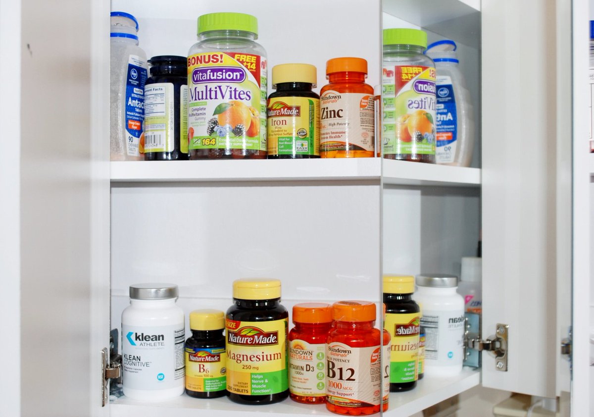 ZwiftCommunity's tweet photo. Supplements for cyclists: What to take, what not to take - https://t.co/1IrHSMvufr #zwift #cycling #rideon https://t.co/fsS4kY3WZY
