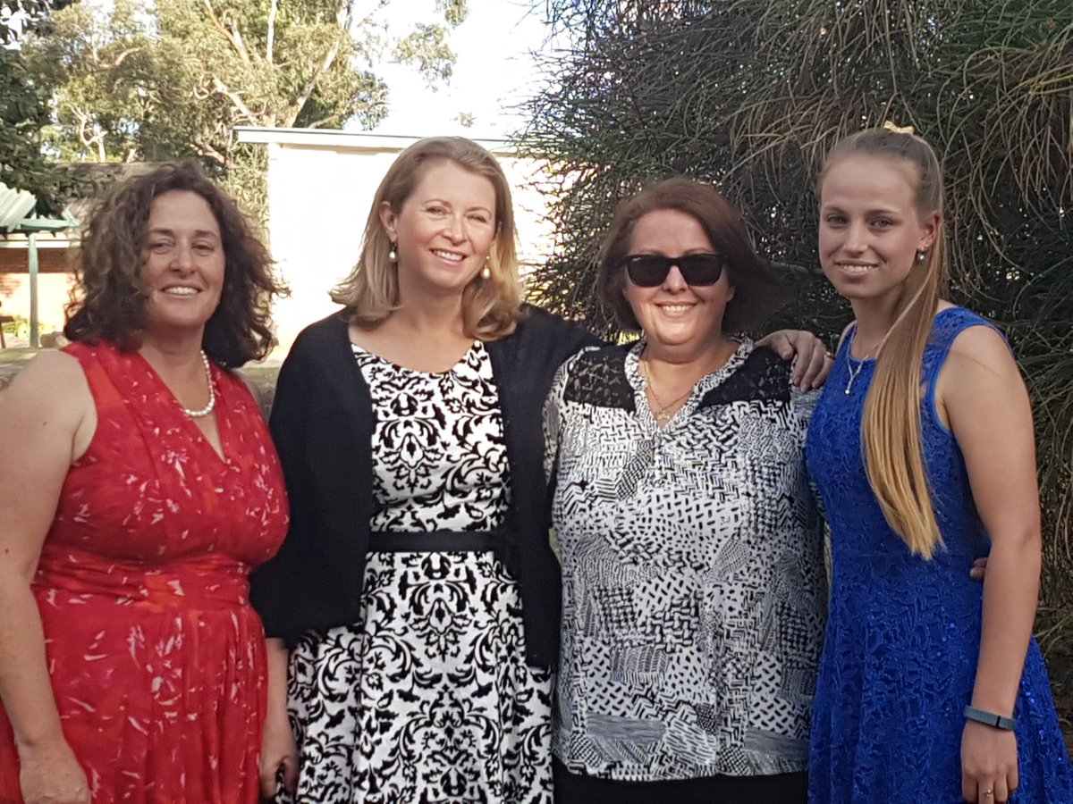 OESMaz's tweet photo. Rural ambassadors #ruralwomenrock #countryroads #ruralwomen #ruralsmallbiz #ruralcommunity #ruralwomen unity https://t.co/BaHmJ2PECb