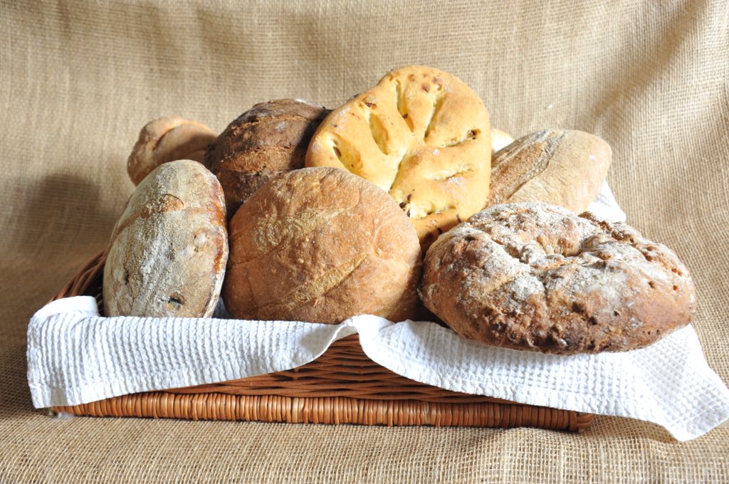 LaBonneParis1's tweet photo. So excited about my new venture with @BoxOfGoodness1 
Sign up for a veg box and you can get my breads and pastries too! #Shrewsbury SY1,2,3 https://t.co/4W12UTAfPd