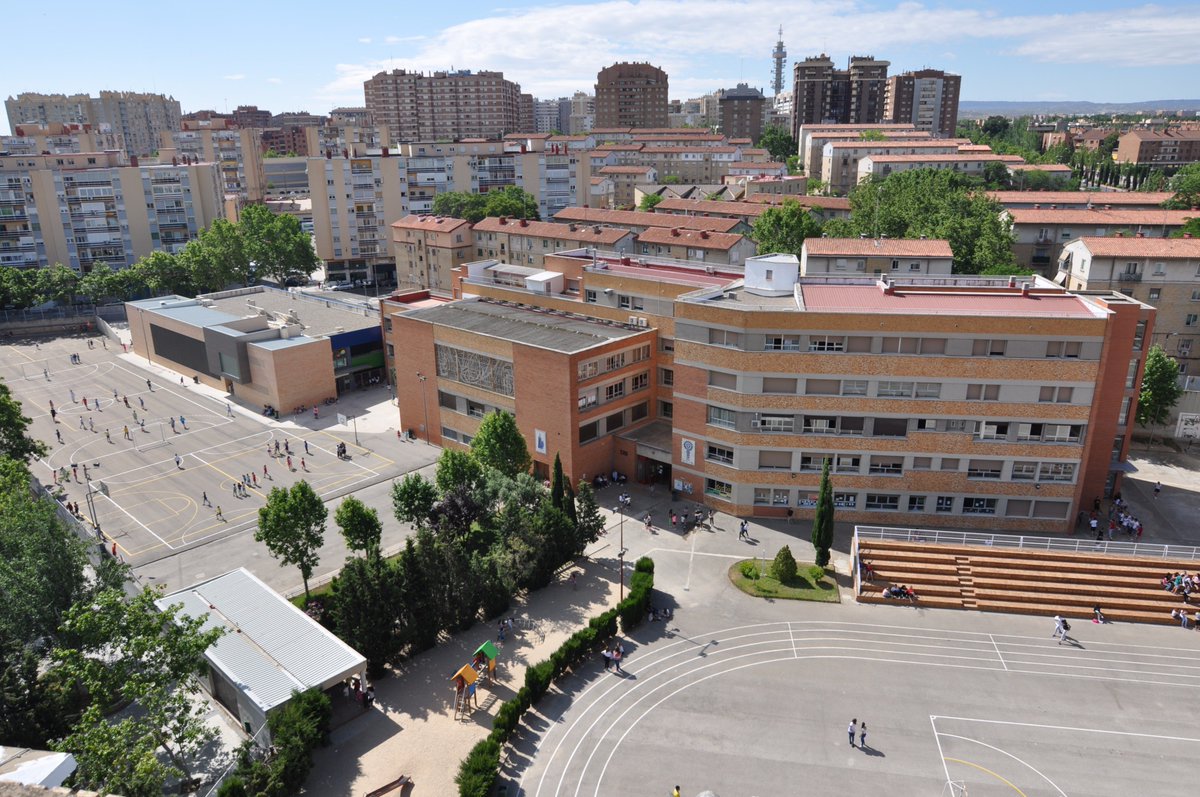 EOssoZ's tweet photo. 100% CONCERTADO, HASTA EN BACHILLERATO. 803 Alumnos, muy plurales,y sus familias nos han elegido LIBREMENTE @EOssoZ @FETeresiana #concertada https://t.co/wFPgcRfOVg