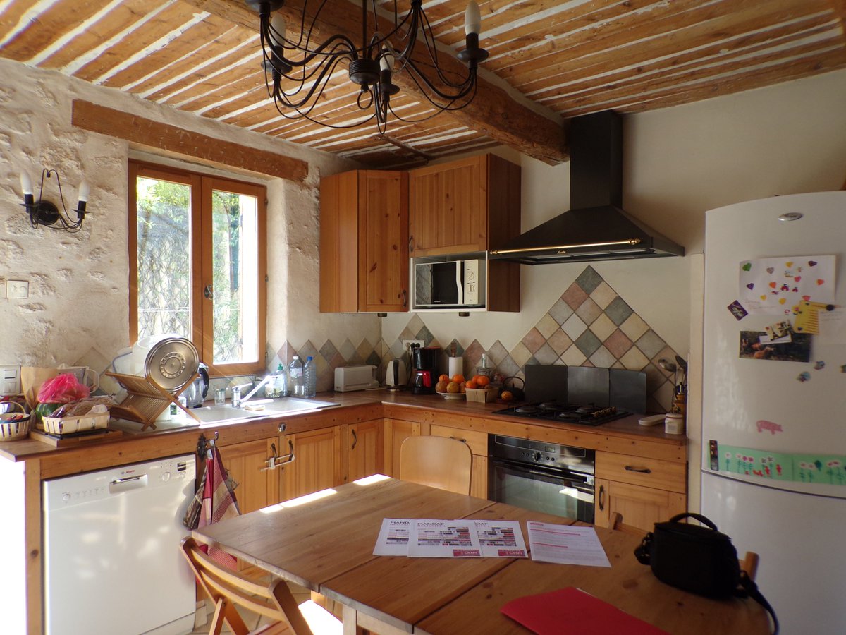 ORPILOVISOLO's tweet photo. 😀https://t.co/HBo4Y31JOd #LOVISOLO #ORPI #VENTE #IMMOBILIER #LUBERON #84120 https://t.co/8Iqd3emipH