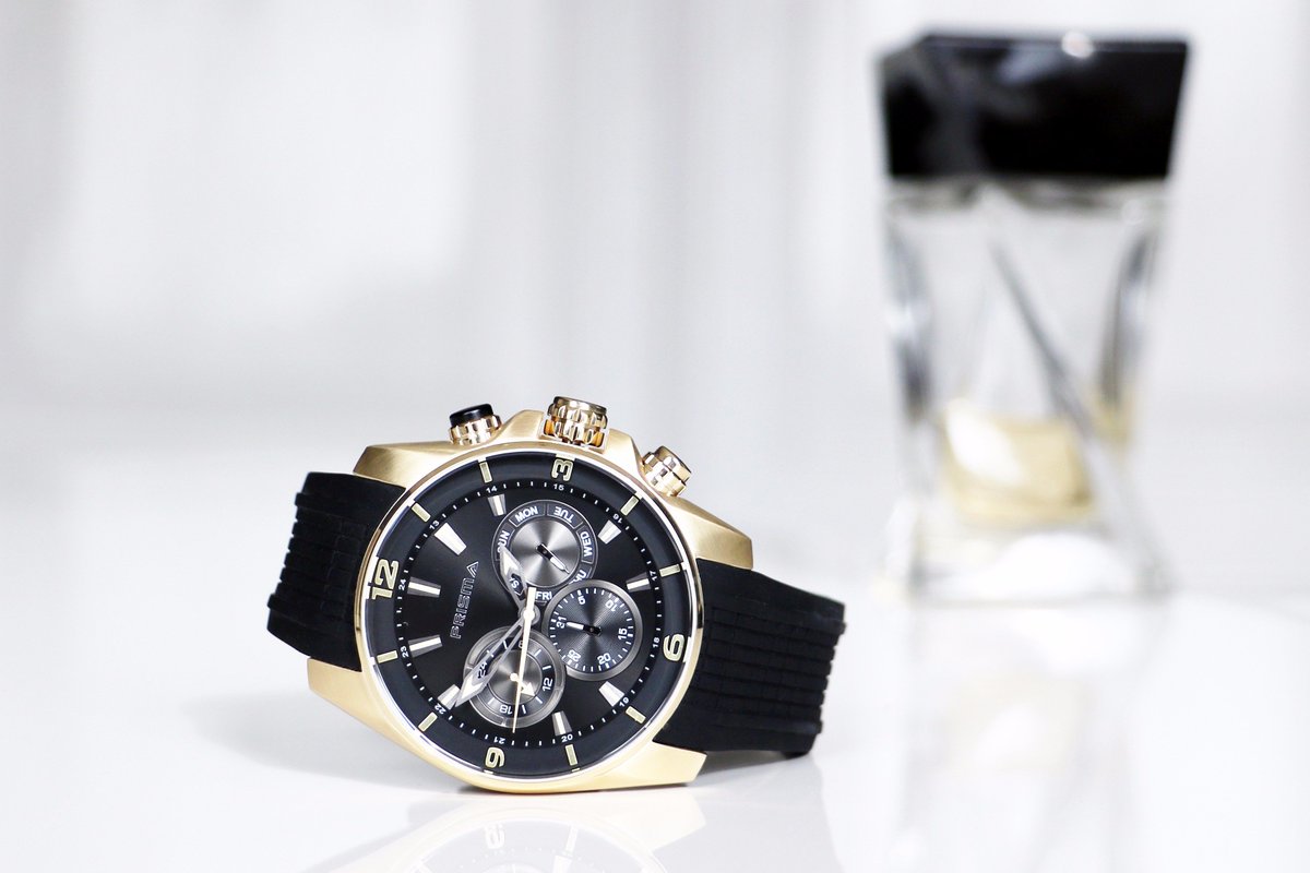PrismaWatch's tweet photo. #LookingForward to a fantastic evening. What would you like to happen tonight? #Prisma #watches #horloges #PrismaDaily #Yourmoment https://t.co/SqDF1oGXyb