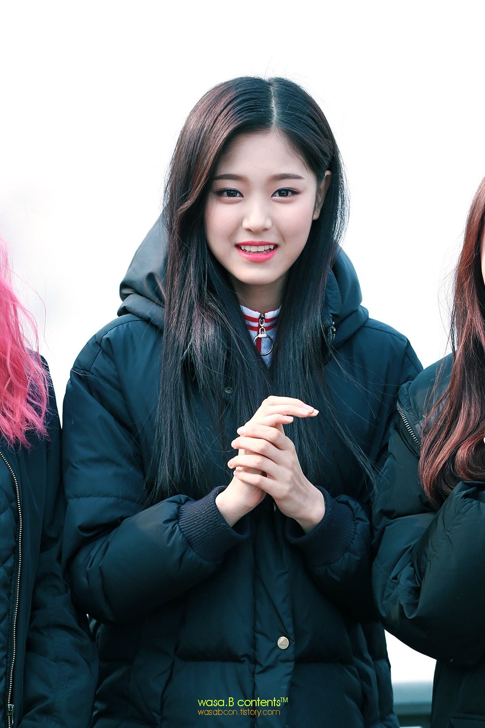 C68j8bSXEAQKhUk.jpg:large